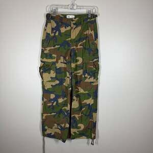 TNA Aritzia Camo Cargo Pants Size 2 Baggy Wide Leg Utility Y2K Streetwear